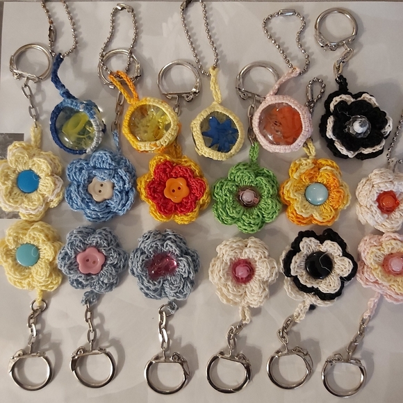 Accessories - 17 pcs , Key Holder Charms